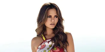 Ubah Tampilan Rambut, Chrissy Teigen Jadi Secantik Ini