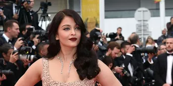 Ulang Tahun, Aishwarya Rai Rayakan Dengan Berdoa Bareng Aaradhya di Kuil