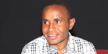 Ulang-Ulang Adegan, Maximus Itlay Dimarahi Sutradara