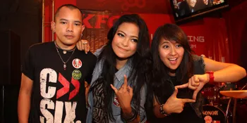 Ultah ke 9, Kotak Rilis Web Resmi