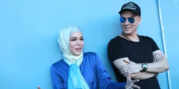 Unggah Foto 'Berciuman', Dewi Sandra Kena Kritik Netizen