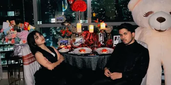 Unggah Foto Bersama Dengan Cincin, Thariq Beneran Sudah Melamar Fuji?