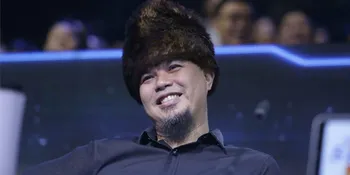 Unggah Foto Lama Mulan Jameela Sebelum Pakai Hijab, Postingan Ahmad Dhani Tuai Kritik Netizen