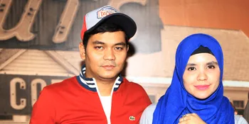 Unggah Foto Mesra Bareng Istri, Indra Bekti Tulis Ucapan Cinta