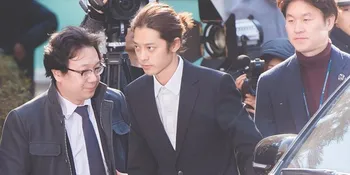 Update Keadaan Terbaru Jung Joon Young, Habiskan Waktu Baca Komik di Tahanan