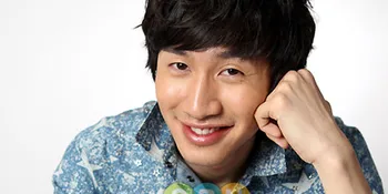 Ups, Celana Lee Kwang Soo Melorot di 'Running Man'
