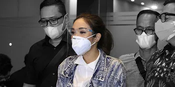 Usai Jalani Pemeriksaan Sebagai Tersangka Selama 10 Jam, Gisella Anastasia Kembali Minta Maaf