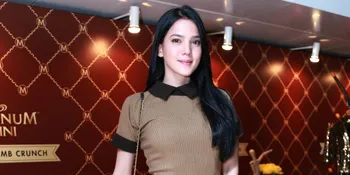 Valentine, Alice Norin Dapat Kejutan Bunga Raksasa Dari Suami