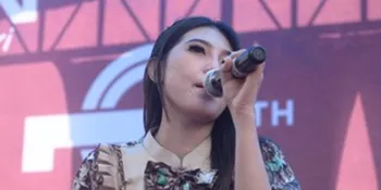 Identik Dangdut, Via Vallen Tak Batasi Diri Dalam Bernyanyi