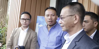 Vicky Prasetyo Beri Klarifikasi Soal Perseteruan Adiknya Dengan Angel Lelga