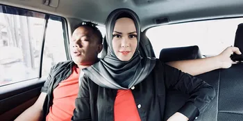 Vicky Prasetyo Nyanyi Lagu Metal, Angel Lelga Menggerutu
