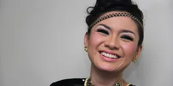 Vicky Shu Tak Berani Operasi Kecantikan