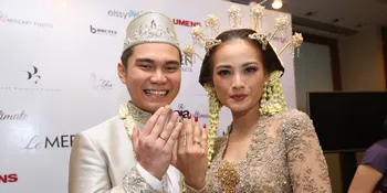 VIDEO: Aksi #MannequinChallenge Kece di Pernikahan Acha Septriasa