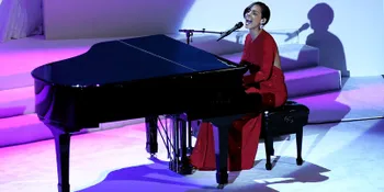 [Video] Alicia Keys Gubah Lirik Lagu Demi Dukung Barack Obama