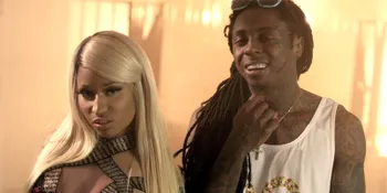 [Video] 'High School', Nicki Minaj - Lil Wayne Pamer Sensualitas