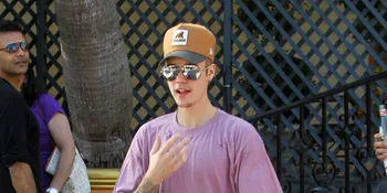 [VIDEO] Justin Bieber Ketahuan Kencan Dengan Model Cantik