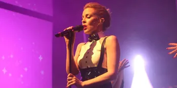 [Video] Kejutkan Fans, Kylie Minogue Bikin Geger Sebuah Gym!