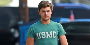 [Video] Ketika Zac Efron Jadi Pelatih Tari