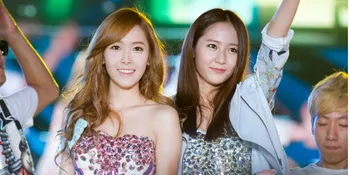 [VIDEO] Kompak Banget! Jessica & Krystal Pemotretan Bareng