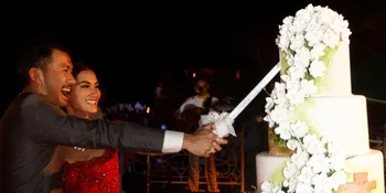 [Video] Kue Pernikahan Rio - Atiqah Gagah Serupa Benteng