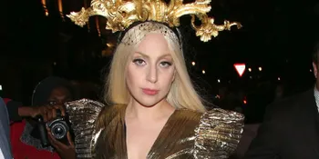 [Video] Lady Gaga Ucapkan Selamat Ulang Tahun AKB48