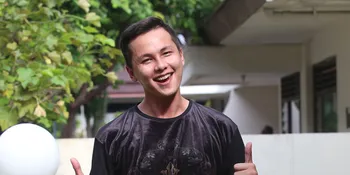 [Video] Main Seru Bareng, Andhika Pratama Ditindih Tiga Anaknya!