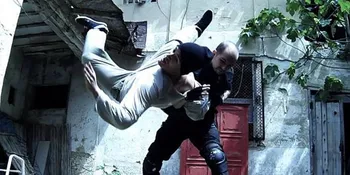 [Video] Perkelahian Mad Dog dan Jaka dalam 'THE RAID' di Remake Fans