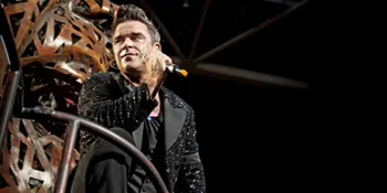 [Video] Robbie Williams: Single Go Gentle Adalah Janji Untuk Putriku