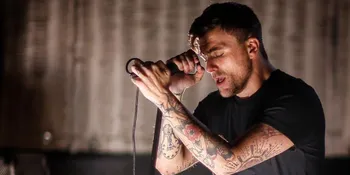 [VIDEO] Saosin Bawakan Lagu Baru Mereka Live, Chaos Abis!