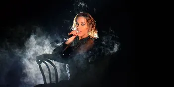[Video] Terlalu Vulgar di Grammy, Beyonce dan Jay Z Dikecam!