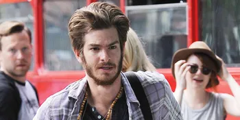 Wajah Brewok Andrew Garfield vs Leonardo DiCaprio, Ganteng Mana?