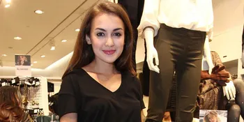 Wajah Cantik Rianti Cartwright Dapat Apresiasi