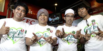 Wali Persembahkan Album 3 in 1 untuk Para Wali