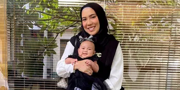 Waspada Virus Corona, Fitri Tropica Tak Ajak Anak Keluar ke Tempat Ramai