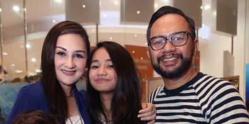 Wedding Anniversary Ke-15, Mona Ratuliu Tulis Pesan Romantis Untuk Sang Suami