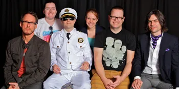 Weezer Ajak Fansnya Berlayar (Lagi)!