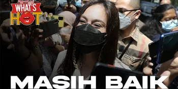 Wulan Guritno Hadiri Sidang Perceraian Perdana, Adilla Absen