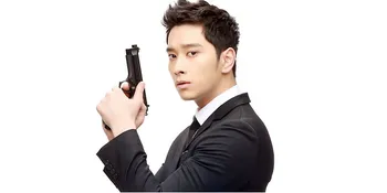 'Your Noir' Rilis Foto Chansung 2PM