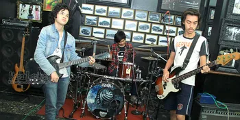 Yuk Intip Dul dan Backdoor Lagi Checksound Sebelum Manggung!