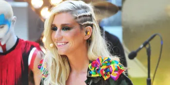 Yuk Kenalan Dengan Pacar Baru Kesha!