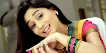 Yuk Kenalan Dengan Soumya Seth, Si Cantik Pemeran 'Navya'