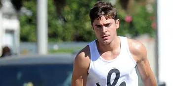 Zac Efron Disebut Takut Pacaran Dengan Taylor Swift