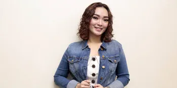 Zaskia Gotik Bahagia Dengan Ikuti Lomba Agustusan dan Rayakan Kemerdekaan