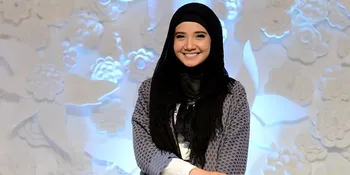 Zaskia Sungkar Pamerkan Baju Betawi di Jakarta Fashion Week 2016