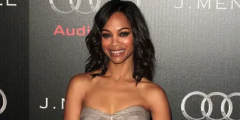 Zoe Saldana Labrak Media Karena Kabar Kehamilan