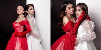 6 Potret Aulia DA4 dan Putri DA4 Bergaya Ala 'Bawang Merah-Bawang Putih', Kompak Cantik dan Anggun Bak Princess