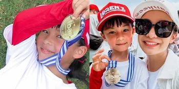 7 Momen Chelsea Olivia Beri Selamat ke Anak Karena Bawa Pulang Medali Olahraga Tee-Ball