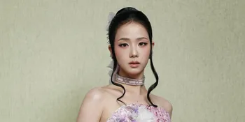 7 Potret Persiapan Jisoo Blackpink Hadiri Met Gala, Perlihatkan Detail Makeup Menawan