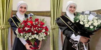 8 Potret Cantik Pedangdut Jihan Audy di Momen Wisuda SMA, Disambut Meriah Saat Namanya Dipanggil - Langsung Nyanyi Bareng Para Guru