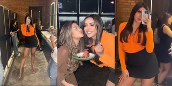 8 Potret Millen Cyrus Asyik Clubbing, Pakai Rok Super Pendek Bikin Netizen Salfok Bagian Pribadi Terlihat - Mirror Selfie di Kamar Mandi Wanita